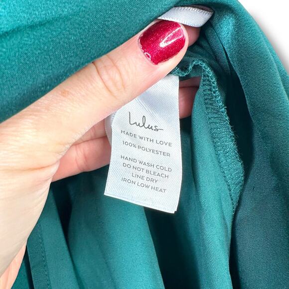 Lulus NWOT Hollywood Woman Forest Green Satin Cowl Neckline Midi Dress Medium - Picture 10 of 10